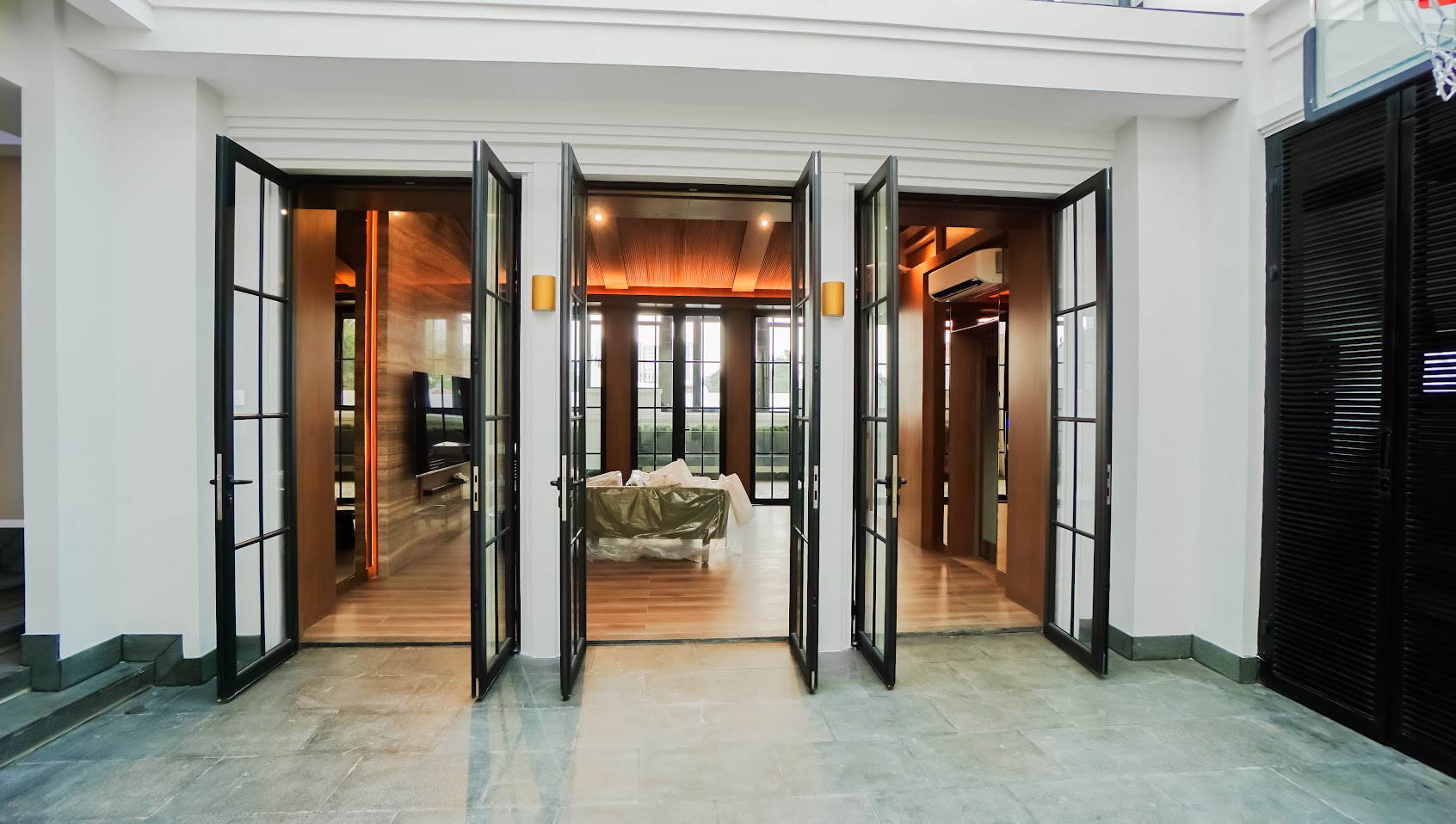 pintu-ayun-aluminium-minimalis-elegan-maxilum.